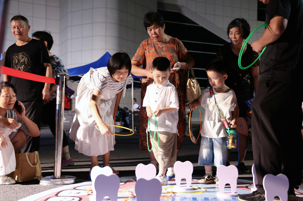 2025年健康宣教基层行暨全国爱牙日口腔健康科普活动 绍兴口腔医院公益科普活动 绍兴市口腔医院涂氟防龋治疗_绍兴口腔医院排名