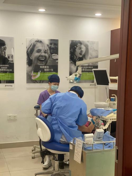 唐山拜博口腔门诊部种植牙怎么样_拜博口腔父亲节活动_父亲节种植牙优惠